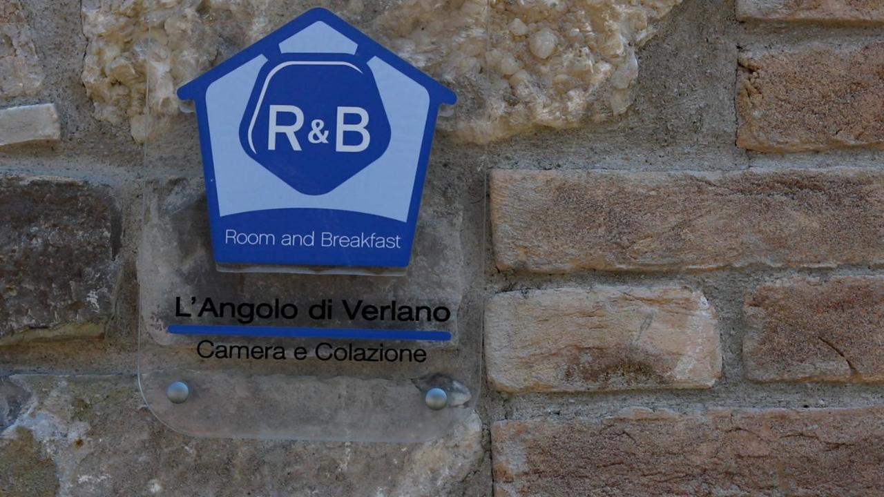 L'Angolo Di Verlano Canossa Buitenkant foto